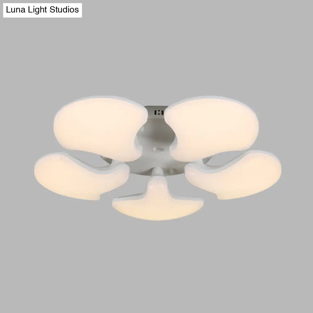 Modern White Led Ceiling Mounted Fixture With 3/5 Heads Shell Acrylic Shade - 23.5’/27.5’ Wide