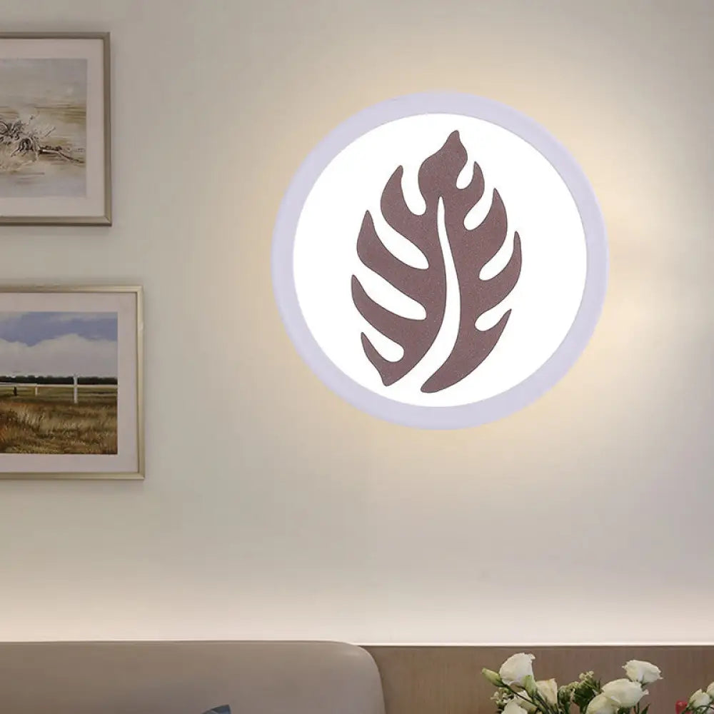 Modern White Led Wall Sconce With Sector/Leaf Pattern & Warm/White Light / Leaf