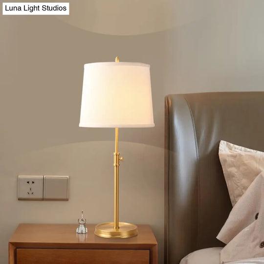 Modern White Nightstand Lamp: Sleek Fabric Shade Ideal For Bedroom