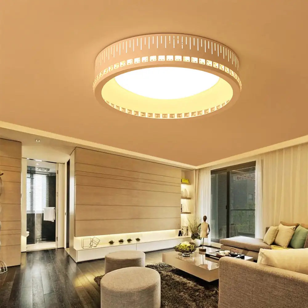 Modern White Round Flush Mount Ceiling Light For Bedroom / Remote Control Stepless Dimming