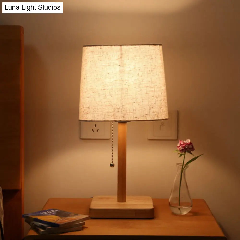 Modern Wood Desk Lamp With Fabric Shade - Ideal For Reading And Studying