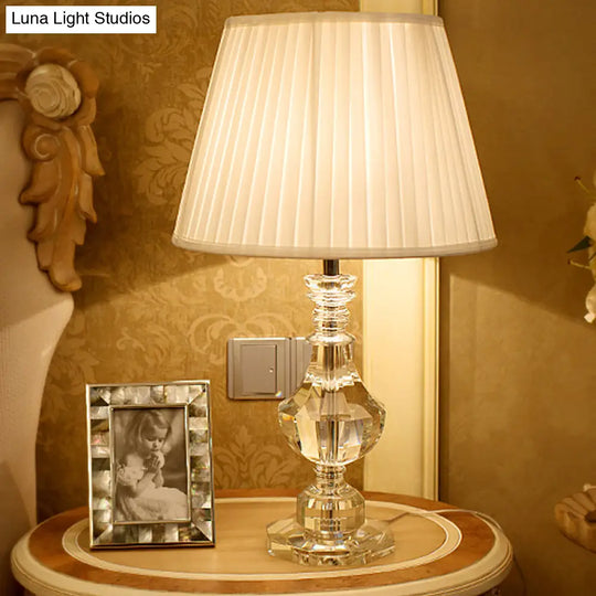 Modernism Urn-Shaped Crystal Nightstand Lamp With Hand-Cut Task Lighting - Beige