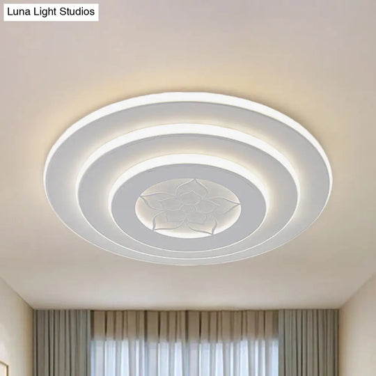 Modernist 3-Circle Led Flush Mount Lighting In White - Metallic Finish For Bedroom Ceiling