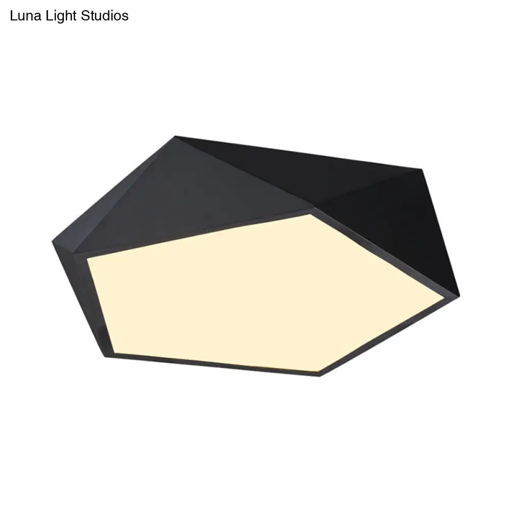 Modernist 3D Pentagon Flushmount Acrylic Led Ceiling Flush Light In Black - 16.5/20.5/24.5 Inches