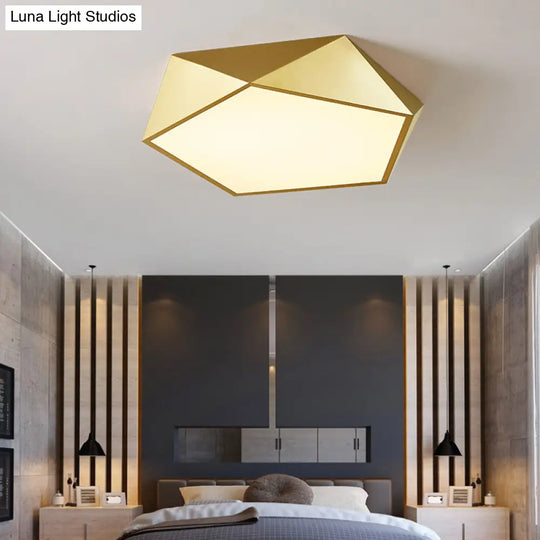 Modernist Gold Finish Led Pentagon Bedroom Flush Ceiling Light Fixture (16.5/20.5W)