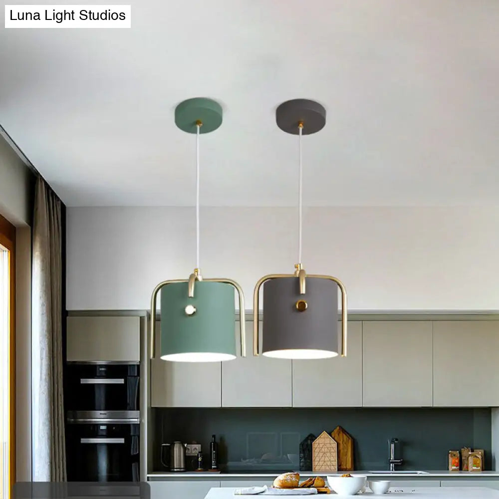 Modernist Metal Pendant Lamp With Bucket Shade – Cross Top 1 Head Dining Room Hanging Kit