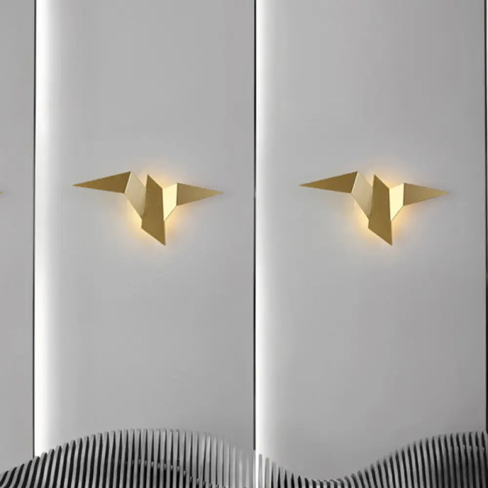 Modernist Metallic Bird-Like Sconce Led Wall Lamp In White/Black/Gold - White/Warm/Natural Light