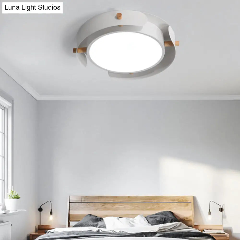 Nordic Acrylic Led Flush Mount Ceiling Light Fixture In White/Distressed White - 16/19.5 Dia / 19.5