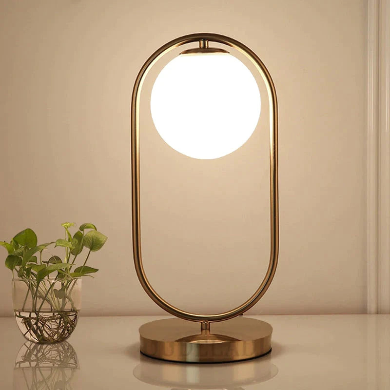 Nordic Art Deco Golden Body Table Lamp Metal Base Plate Modern Minimalist Frosted Glass Led Desk Lamp For Study/Bed Room
