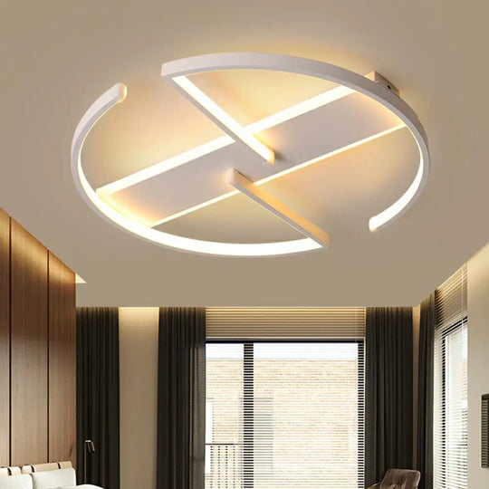 Nordic Circle Led Ceiling Light - Metallic Flush Mount For Bedroom In White / 16’ Third Gear