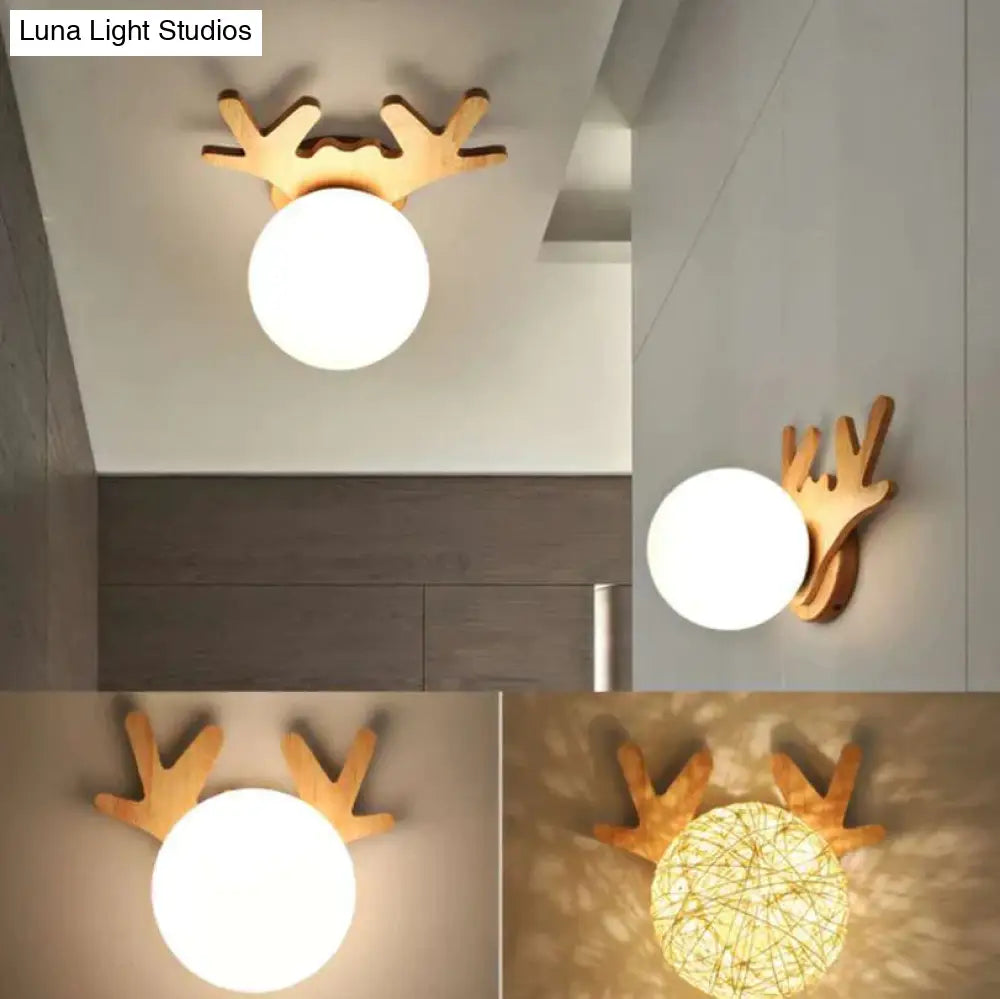 Nordic Creative Wood Antlers Ceiling Lamp