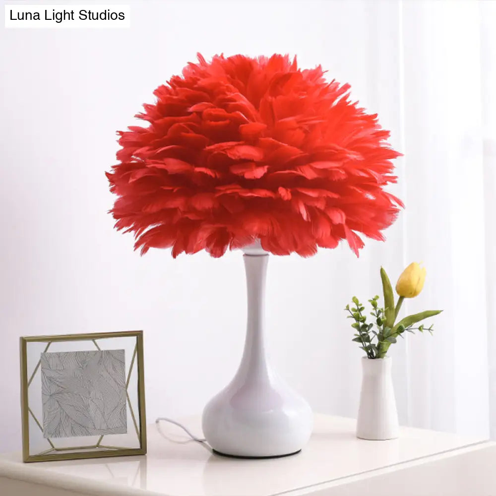 Nordic Feather Vase Night Stand Lamp - Elegant Bedroom Table Lighting