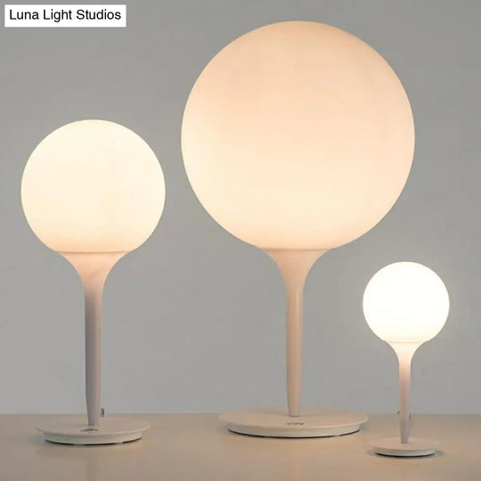 Nordic Frosted Glass Balloon Night Lamp - Single Study Table Light In White