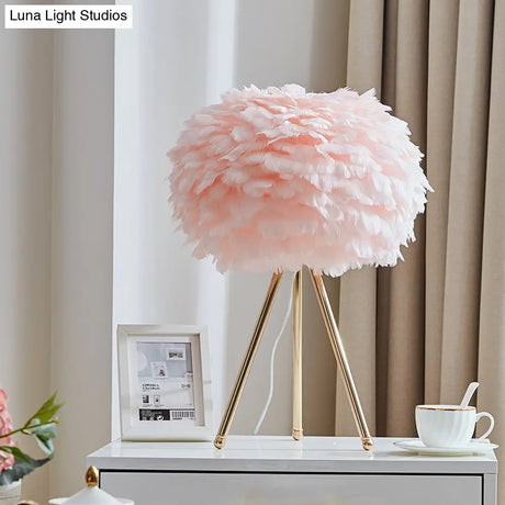 Nordic Goose Feather Sphere Table Lamp With Tripod Stand - Stylish 1-Bulb Night Light