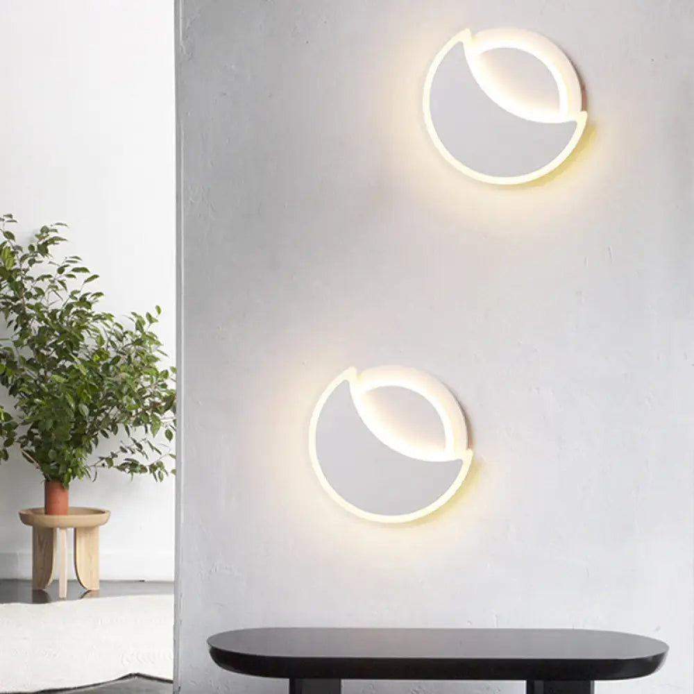 Nordic Led Acrylic Eclipse Wall Sconce In Warm/White Light - Bedroom Lighting White /