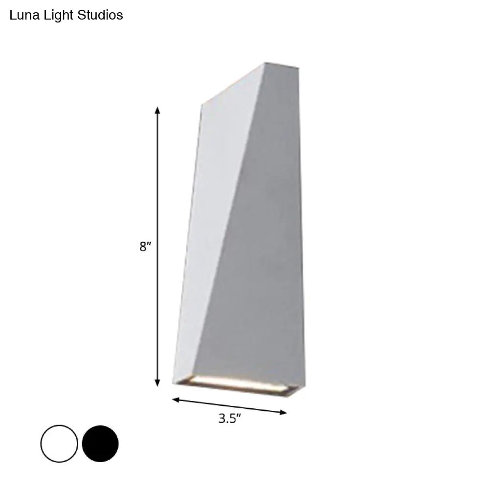 Nordic Led Flush Wall Sconce Black/White Triangular Lamp