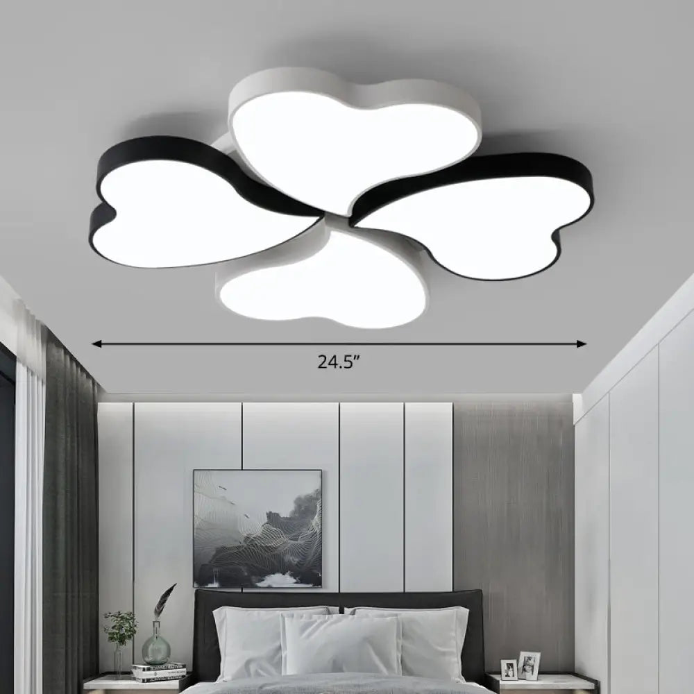 Nordic Led Metal Clover Shaped Flush Mount Lighting For Bedroom In Black-White White / 24.5’