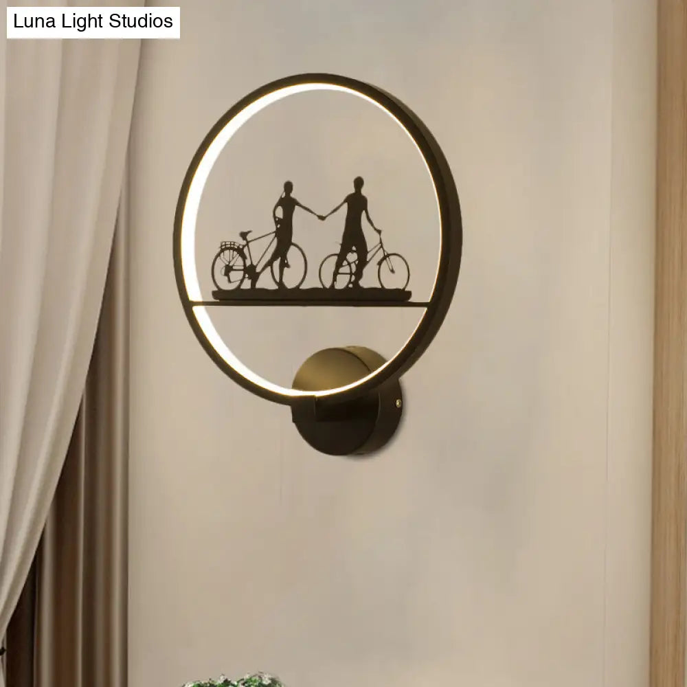 Nordic Led Wall Lamp With Eiffel Tower Or Couple Pattern - White/Black Metal Round Mural Fixture