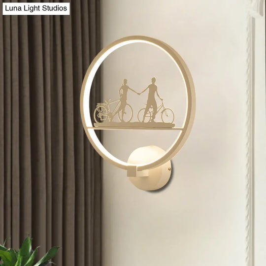 Nordic Led Wall Lamp With Eiffel Tower Or Couple Pattern - White/Black Metal Round Mural Fixture