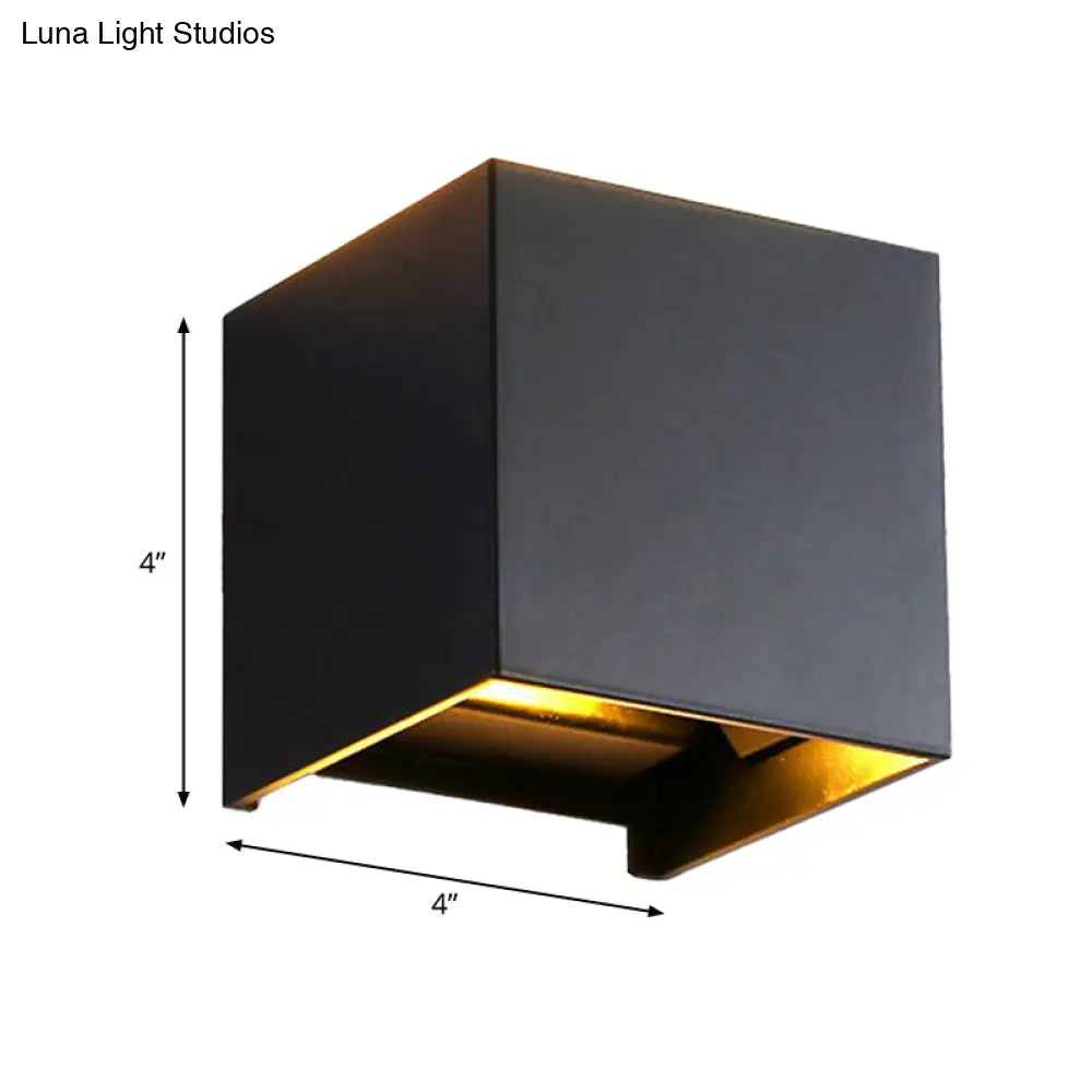 Nordic Metal Black Wall Lamp: Cube/Triangle/Cylinder Led Sconce For Outdoor