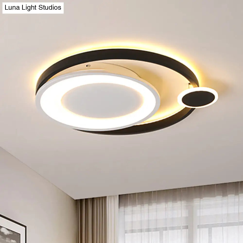 Nordic Metal Ceiling Mounted Led Flush Mount Light In Black/White With Wide Orbit Design -