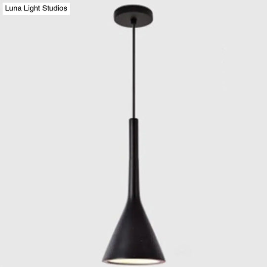 Nordic Modern Resin Tapered Hanging Light: Stylish 1-Light Pendant Lamp For Restaurants Black