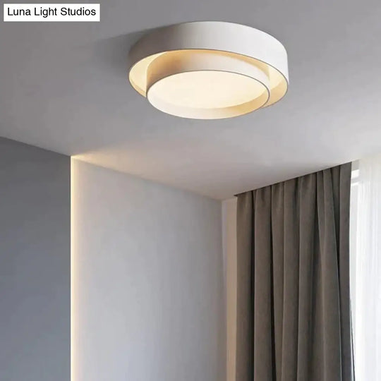 Nordic Modern Round White Ceiling Lamp