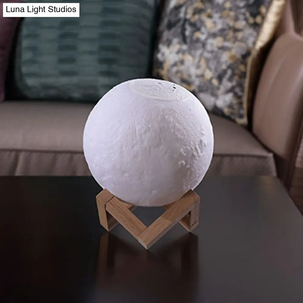 Nordic Moon Humidifier Table Lamp - White With Wood Base