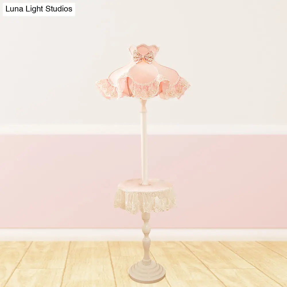 Nordic Pink Lace-Trimmed Stand Up Lamp With White Wood Table - Floor Light 1 Bulb