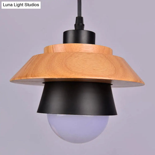 Nordic Saucer Dining Room Lamp - Metal And Wood Pendant Light