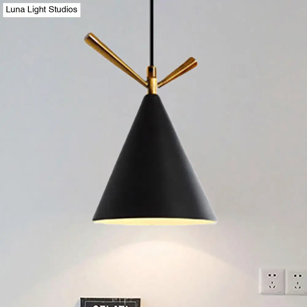 Nordic Style Cone Pendant Light - Metal Hanging Lamp For Restaurant & Coffee Shop