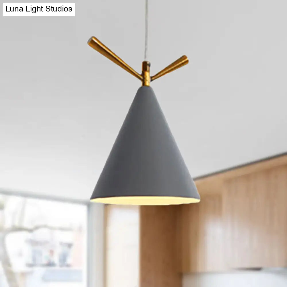 Nordic Style Cone Pendant Light - Metal Hanging Lamp For Restaurant & Coffee Shop