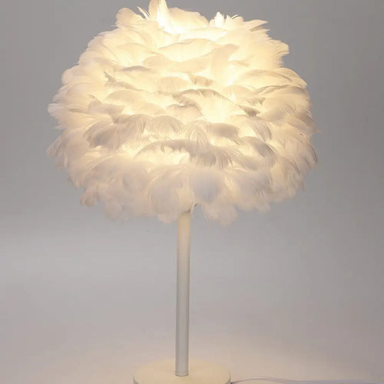 Nordic Style Feather Nightstand Lamp - 1-Light Living Room Table Light White / On/Off Switch