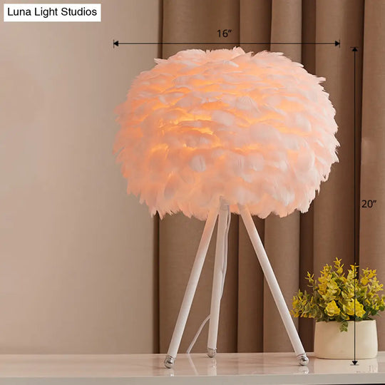 Nordic Style Feather Table Lamp - Spherical Accent Nightstand Light For Living Room