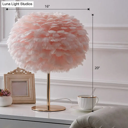 Nordic Style Feather Table Lamp - Spherical Accent Nightstand Light For Living Room