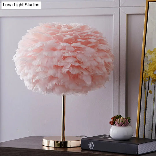 Nordic Style Feather Table Lamp - Spherical Accent Nightstand Light For Living Room