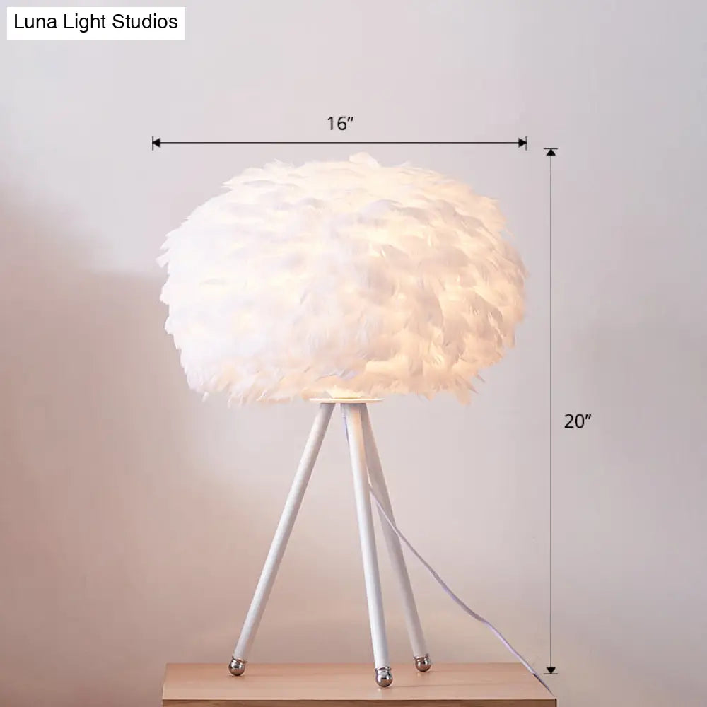 Nordic Style Feather Table Lamp - Spherical Accent Nightstand Light For Living Room