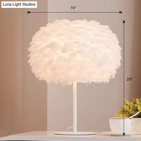 Nordic Style Feather Table Lamp - Spherical Accent Nightstand Light For Living Room