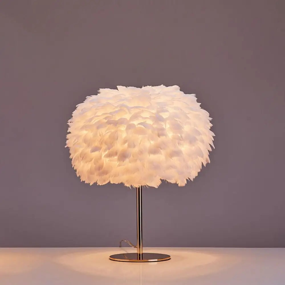 Nordic Style Feather Table Lamp - Spherical Accent Nightstand Light For Living Room Gold / White