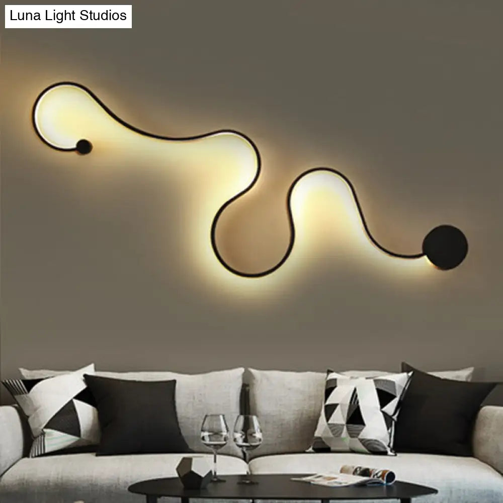 Nordic Style Led Wall Lamp - Metallic Snake Design Black Finish Perfect Lighting For Living Room