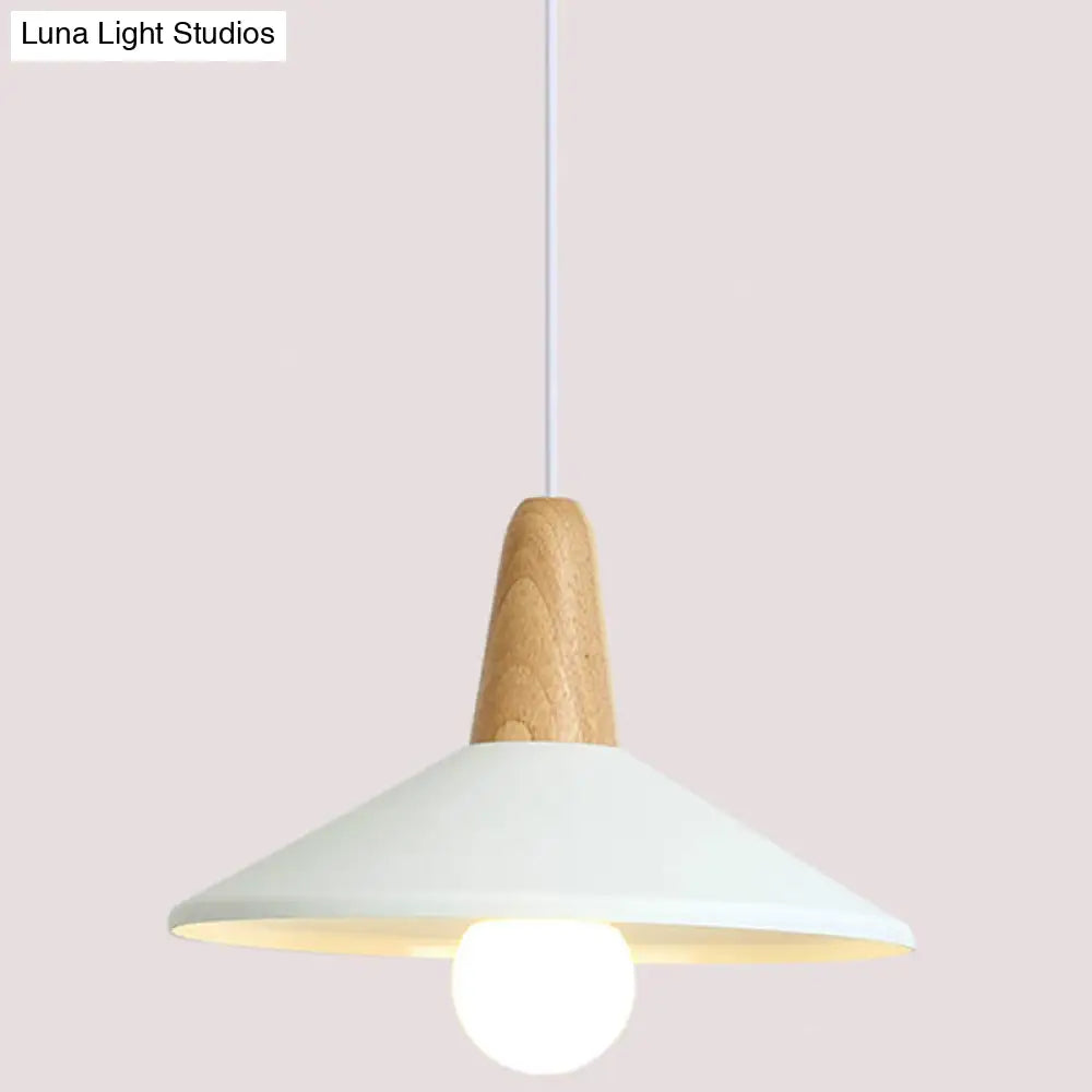 Nordic Style Metal 1-Light Hanging Ceiling Pendant With Wooden Top - Ideal For Restaurants White /