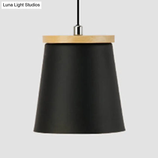 Nordic Style Single Light Metal Pendant Lamp For Hallways And Balconies With Tapered Shade Black