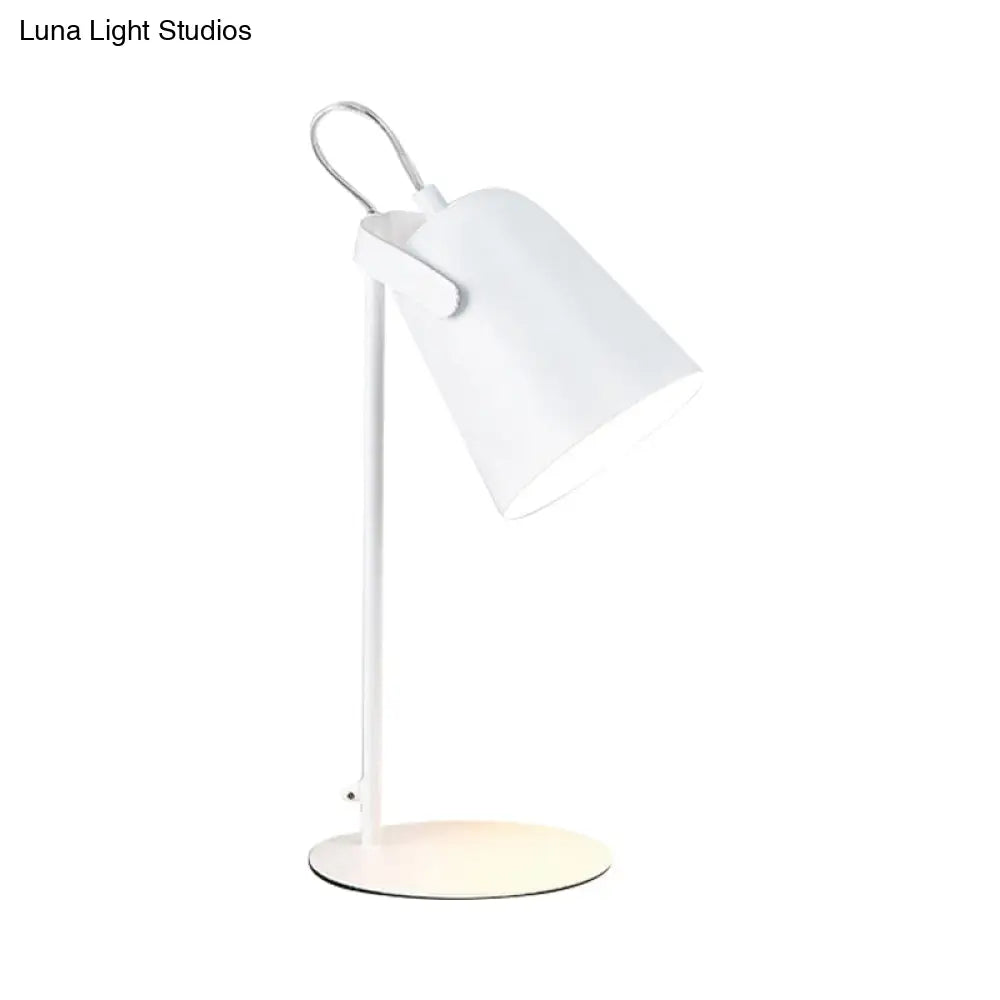 Nordic Style Rotatable Desk Lamp: Metal Plug-In Light For Dormitory Bedroom