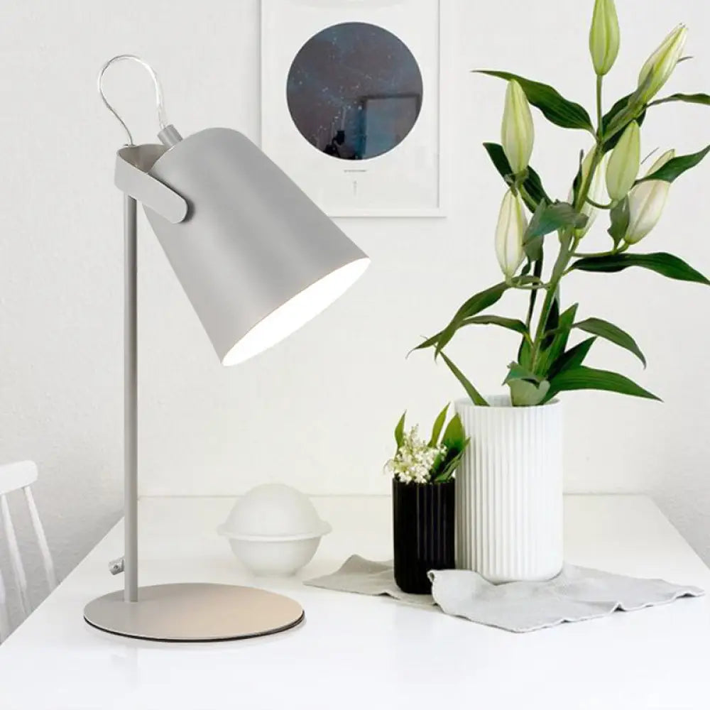 Nordic Style Rotatable Desk Lamp: Metal Plug-In Light For Dormitory Bedroom Grey