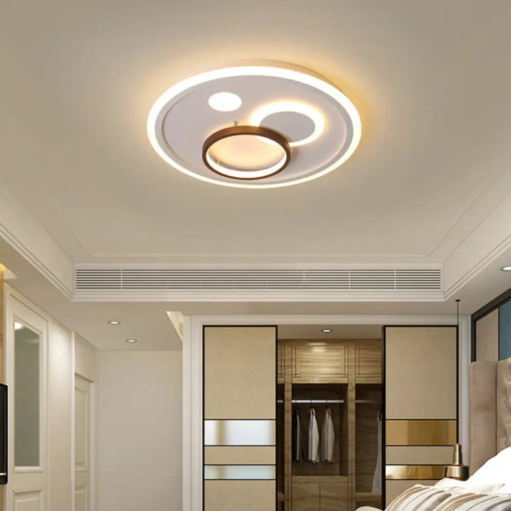 Nordic Style Round Ceiling Flush Lamp With Integrated Led White And Diffuser -