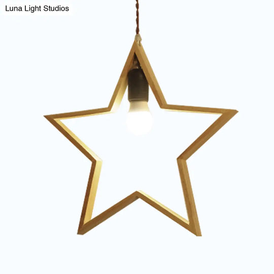 Nordic Style Wooden 3-Light Star Pendant For Restaurants - Multi Hanging Light Fixture