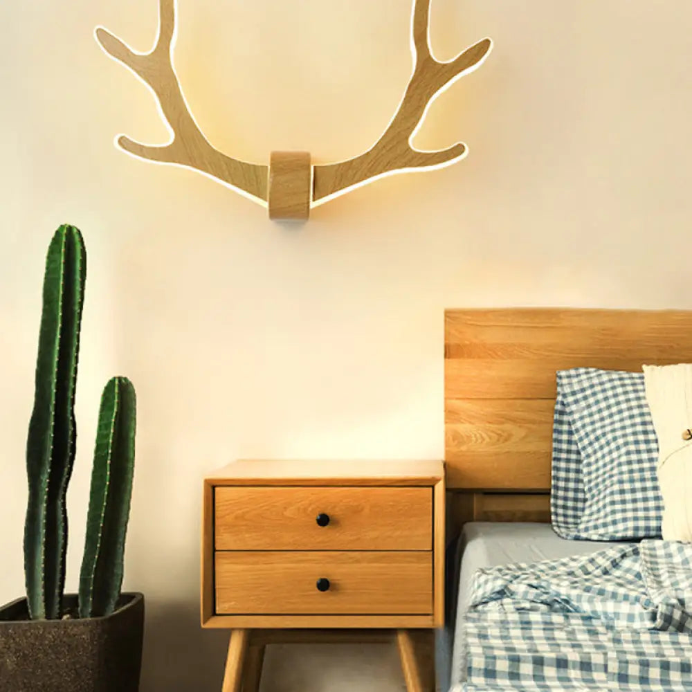 Nordic Style Wooden Antler Wall Sconce Lamp With Led Lighting - Ideal For Corridor Wood