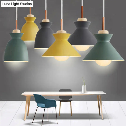 Nordic Style 1-Light Pendant Lamp With Wooden Top For Modern Restaurants