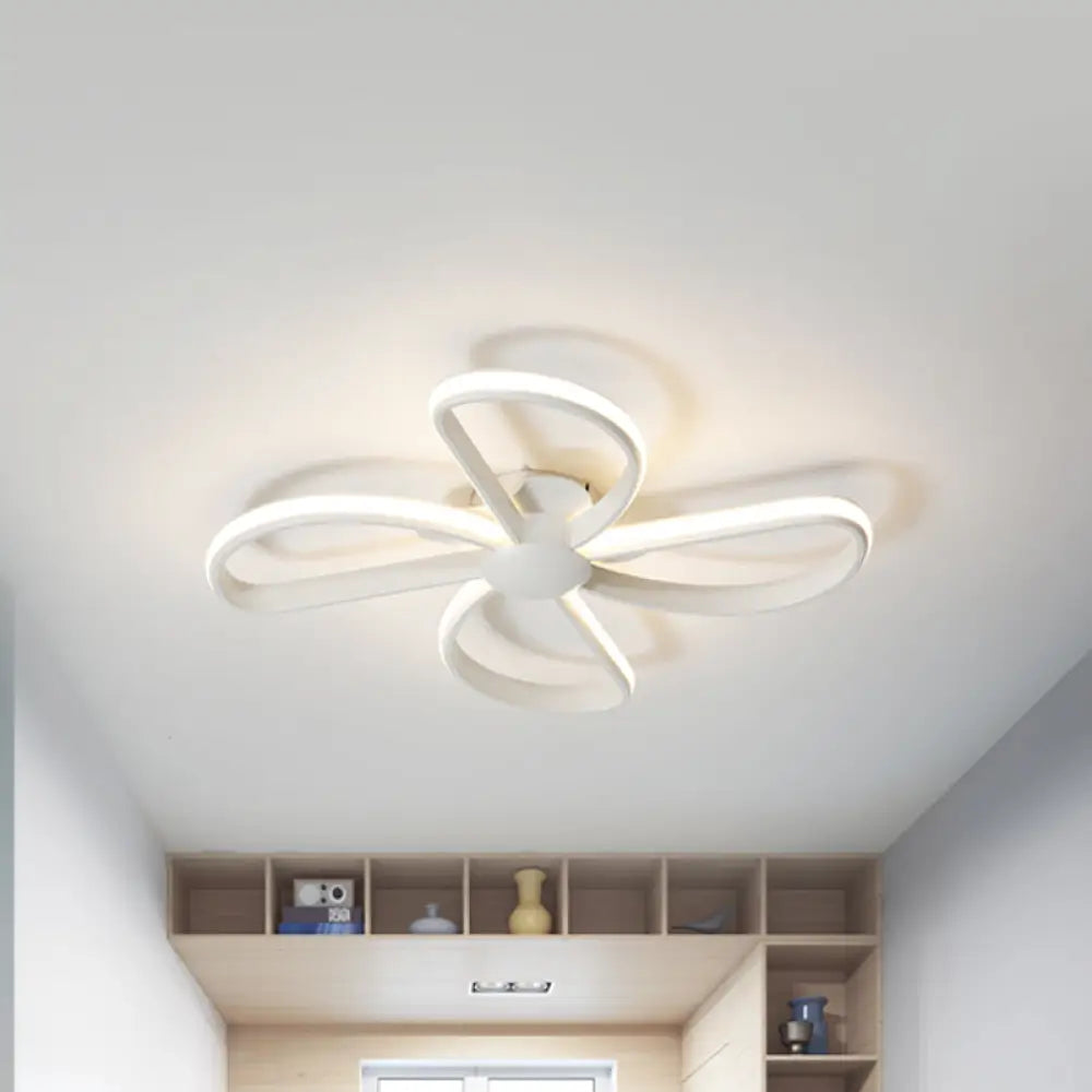 Nordic Stylish Led Ceiling Lamp - Blossom Shape Ideal For Kid’s Bedroom White / Warm