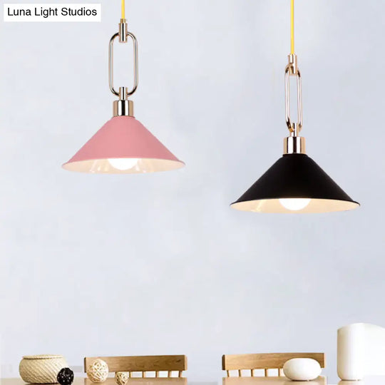 Nordic Tapered Shade Pendant Light: Sleek Metal Hanging Lamp (1 Bulb) In Black/White - Ideal For